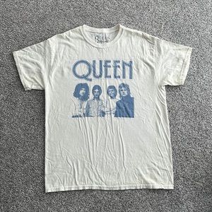 Urban Outfitters x Queen Vintage T-Shirt